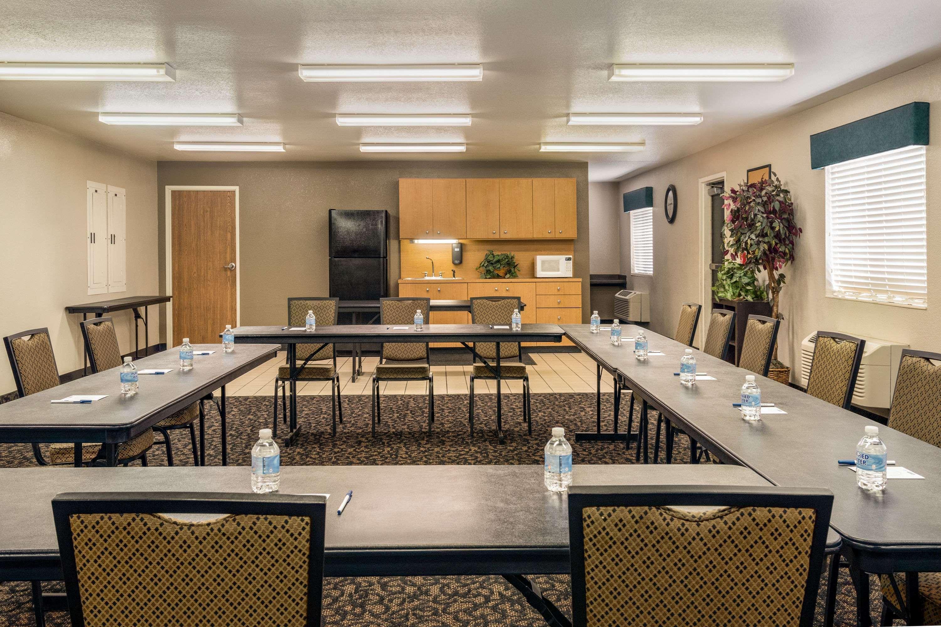 Travelodge By Wyndham Wellington Bagian luar foto