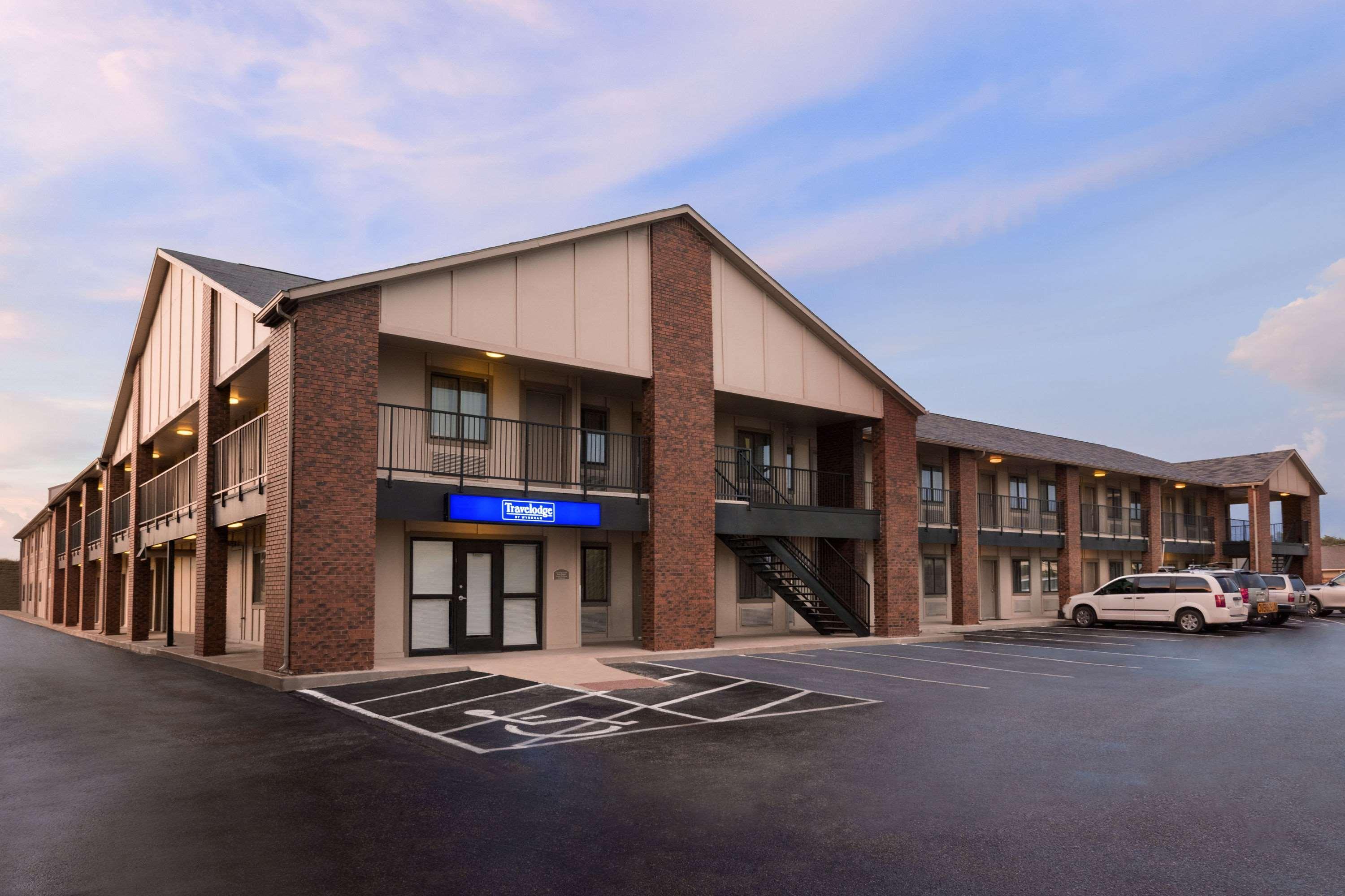 Travelodge By Wyndham Wellington Bagian luar foto